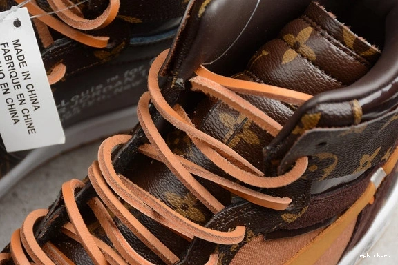 Rep EP 1 AQ0818-158 AIR JORDAN O-W -LouiV CASE) (WITH AQ0818-158 0108